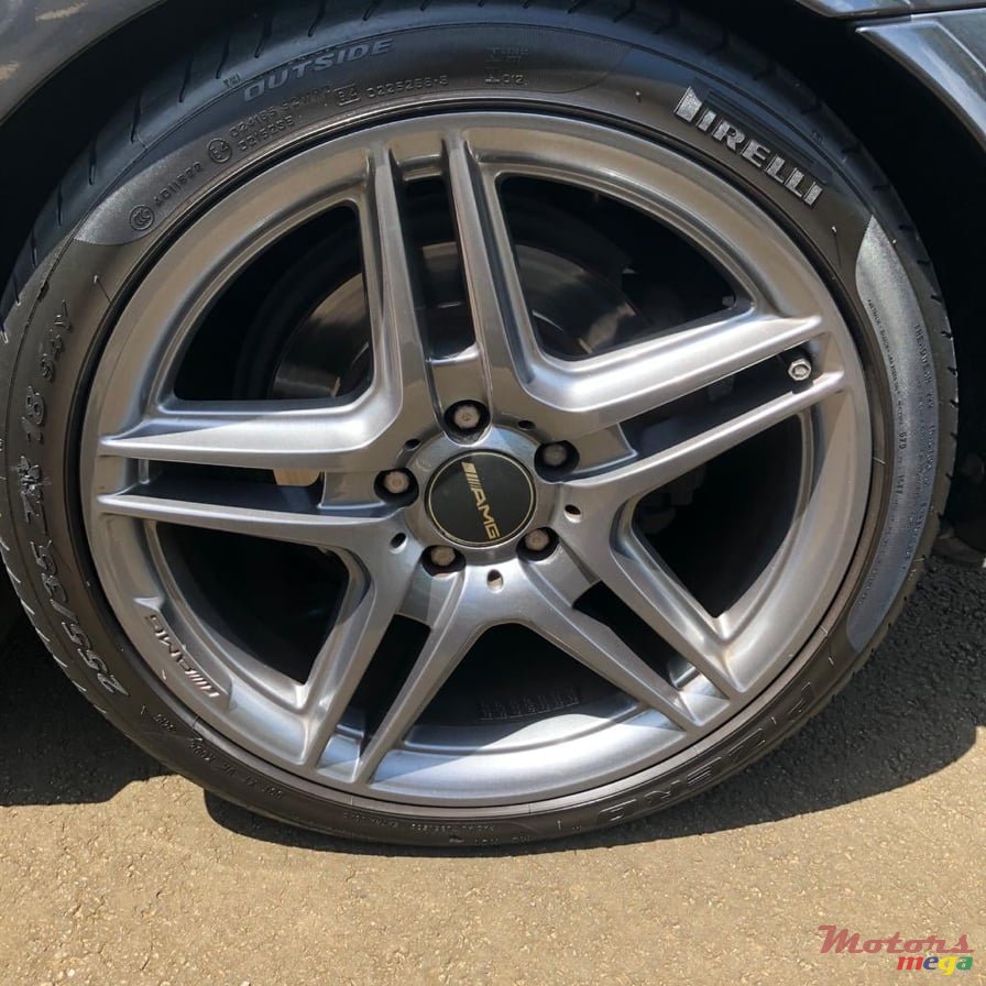 2009' Mercedes-Benz C-Class photo #7