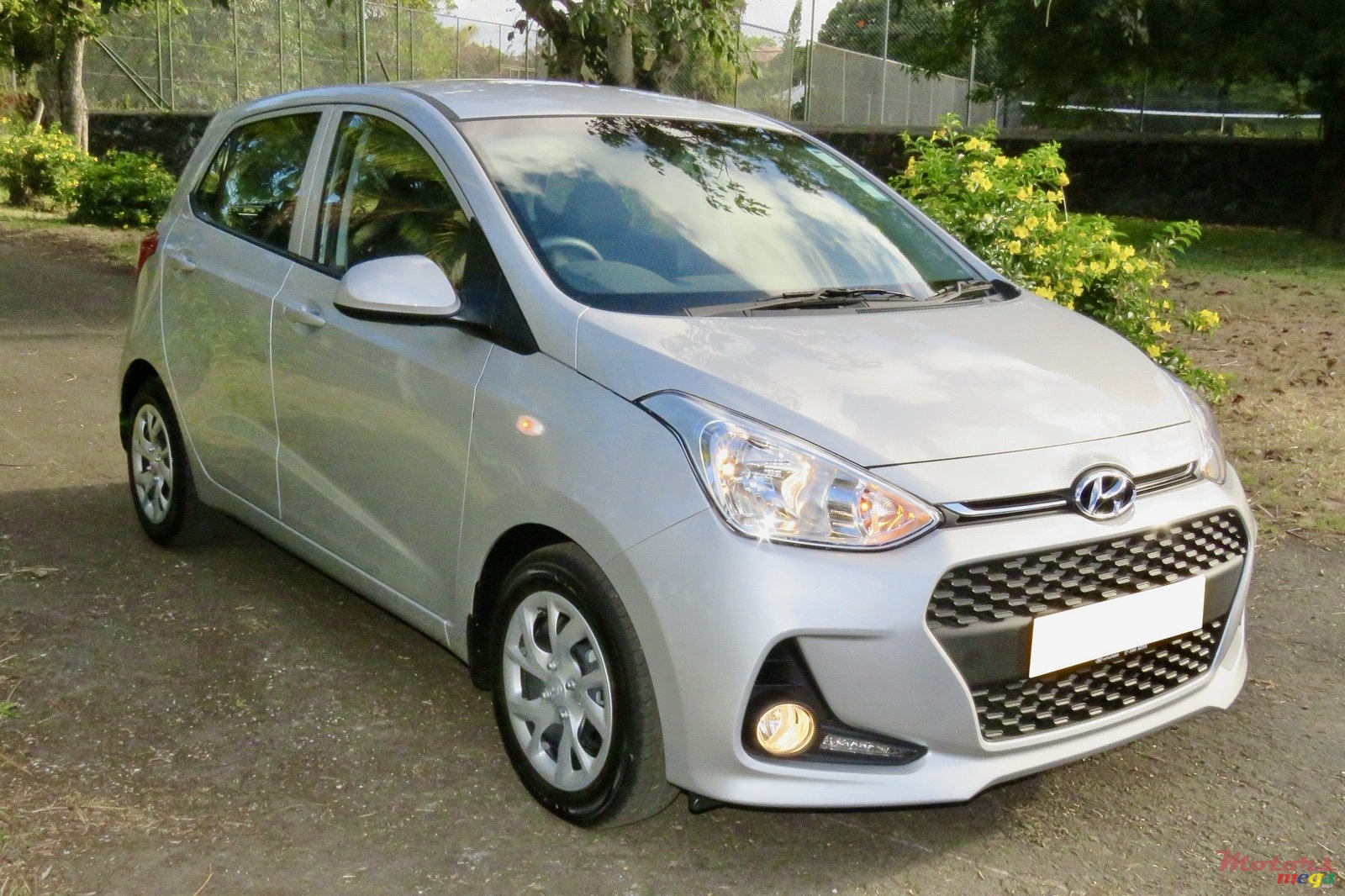 2018' Hyundai i10 photo #1