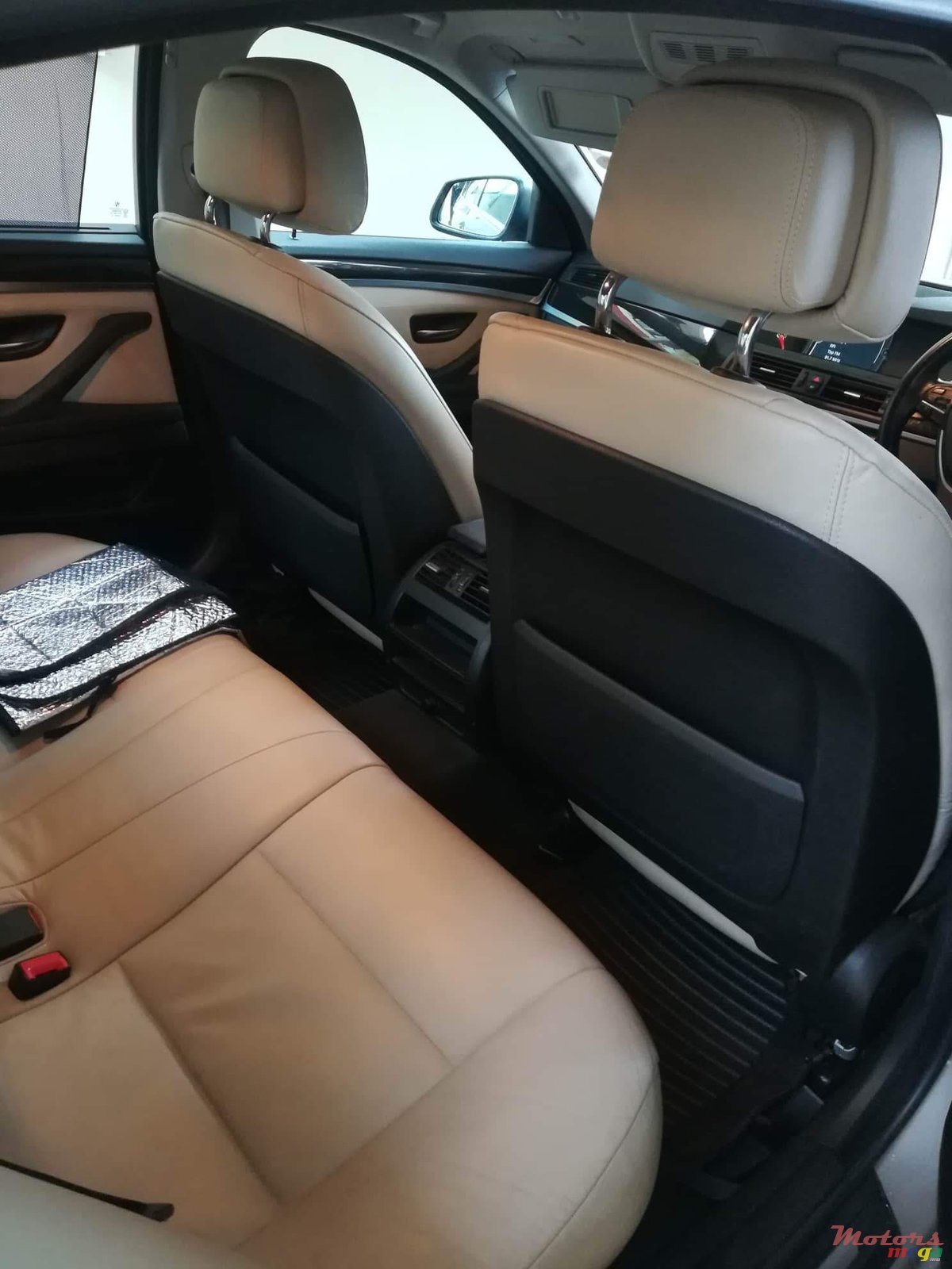 2012' BMW 520 photo #1