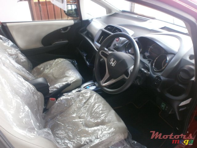 2013' Honda FCX Clarity photo #3