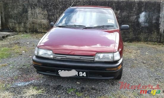 1994' Daihatsu Charade photo #2