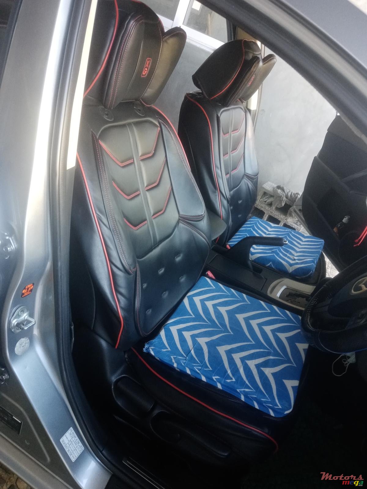 2010' Mazda 3 photo #3