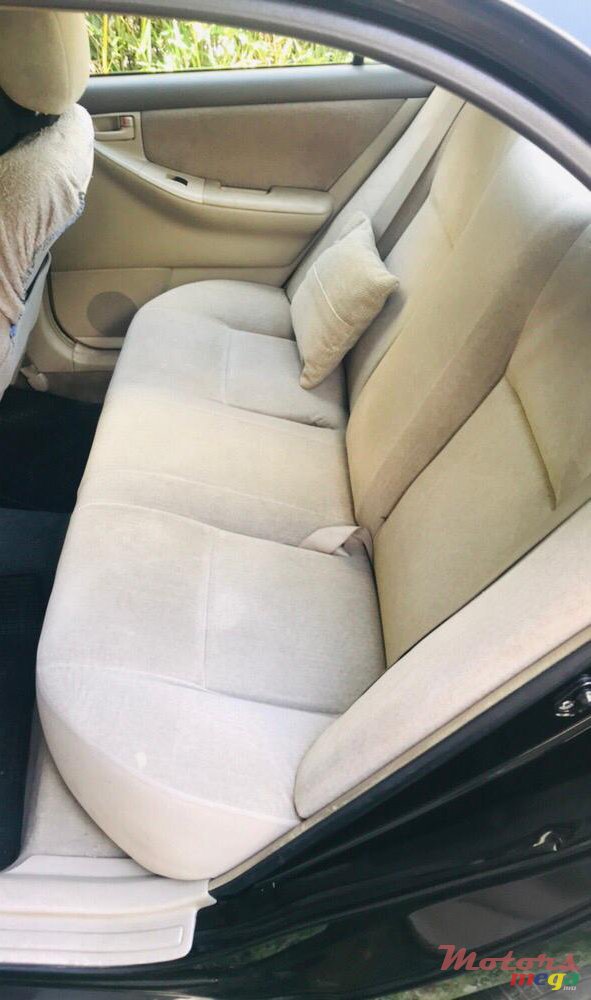 2003' Toyota Corolla photo #3