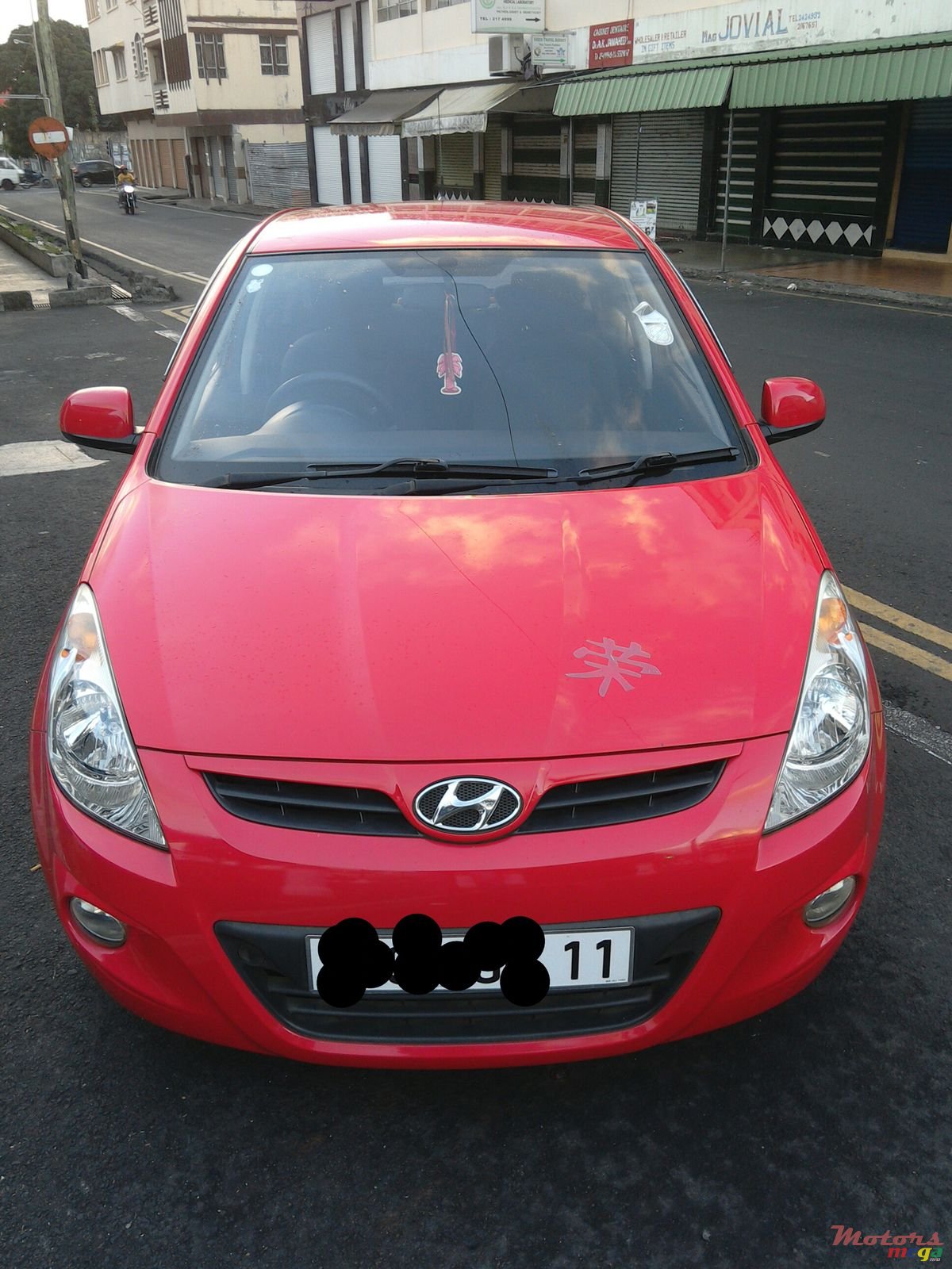 2011' Hyundai i20 photo #1