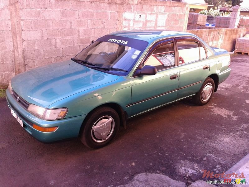 1997' Toyota Corolla EE101 photo #1