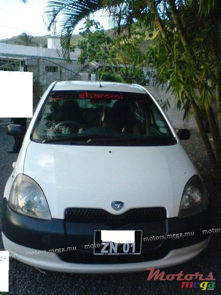 2001' Toyota photo #1