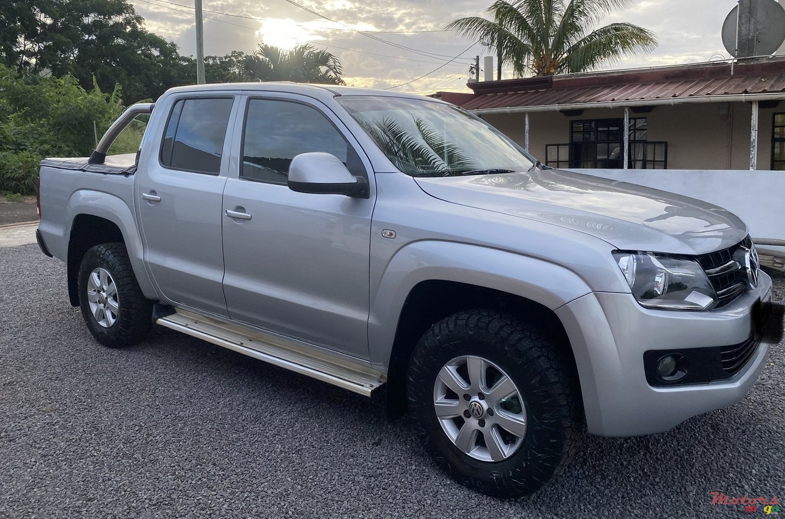 2016' Volkswagen Amarok 4*2 photo #4