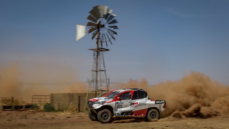 Fernando Alonso and Dakar veteran Marc Coma team up in South Africa