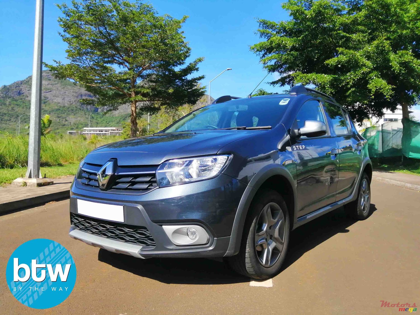 2018' Renault Sandero StepWay photo #2