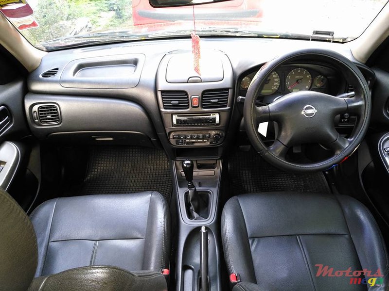 2004' Nissan Sunny N17 photo #5