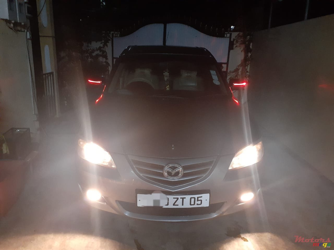 2005' Mazda 3 photo #7