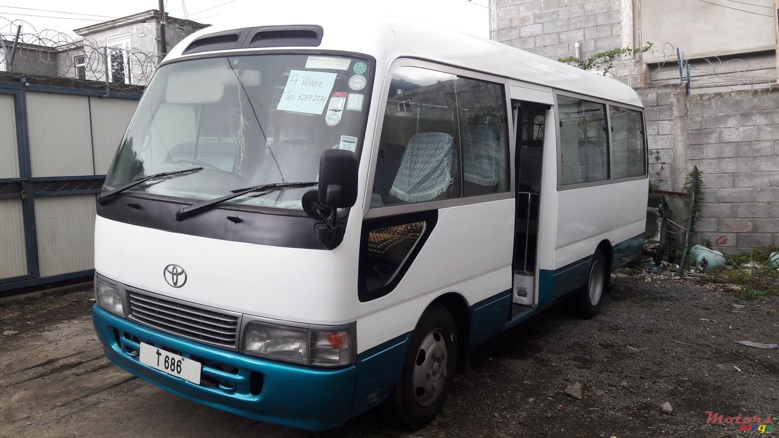 1999' Toyota photo #1