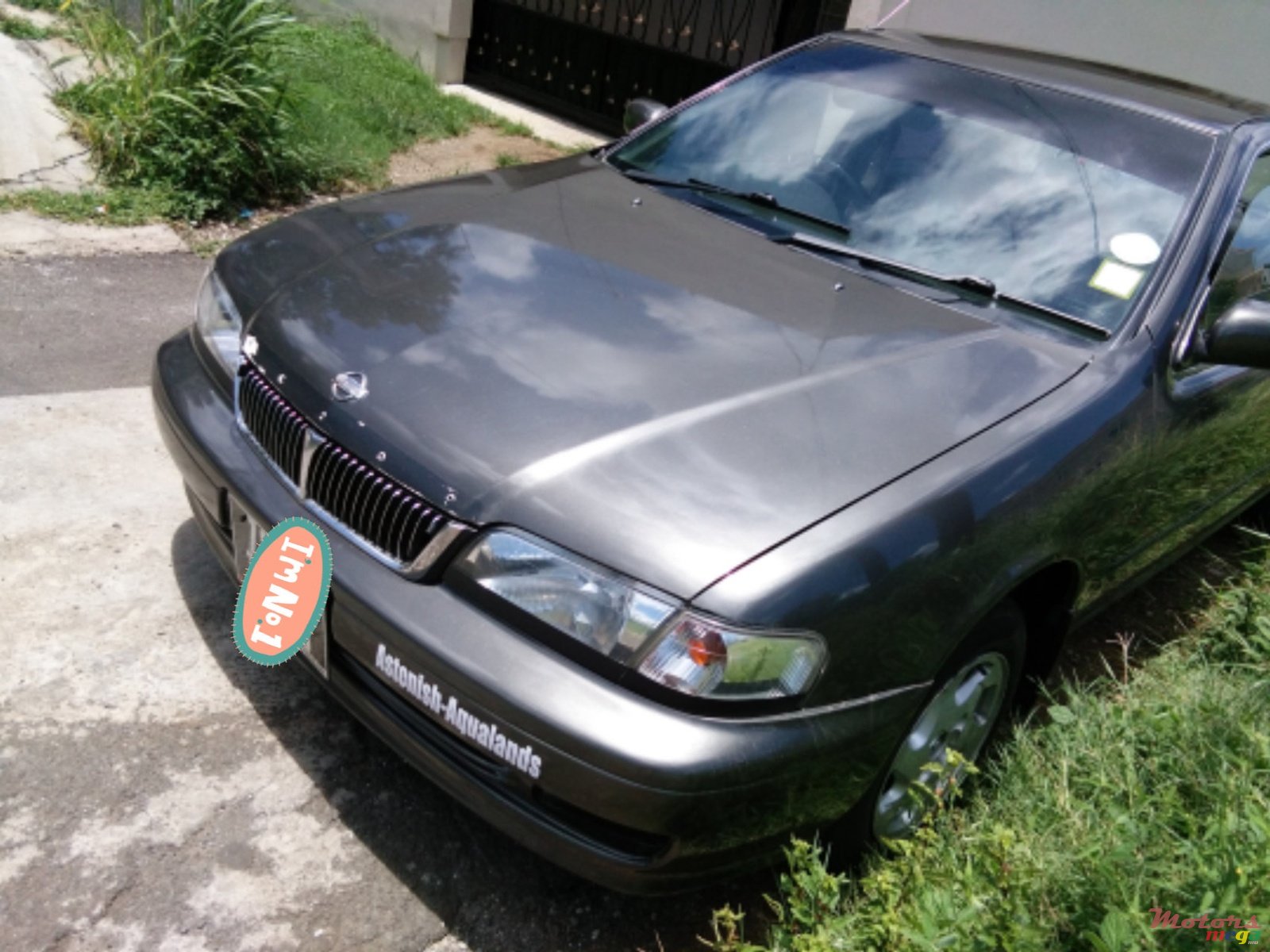 1999' Nissan photo #1