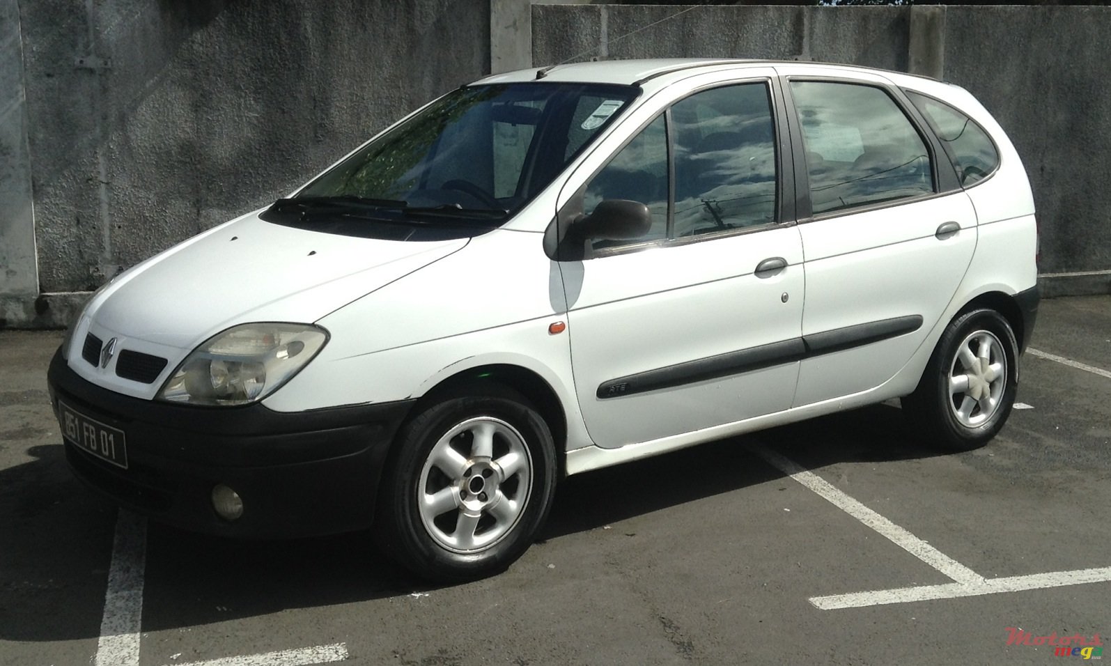 2001' Renault Scenic photo #2
