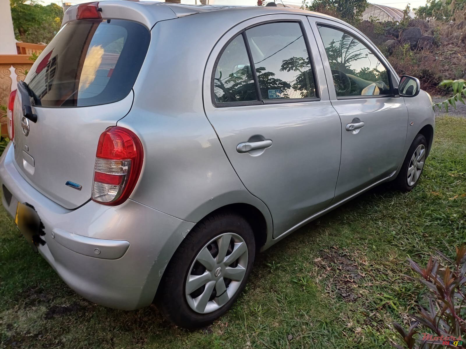 2011' Nissan March photo #5