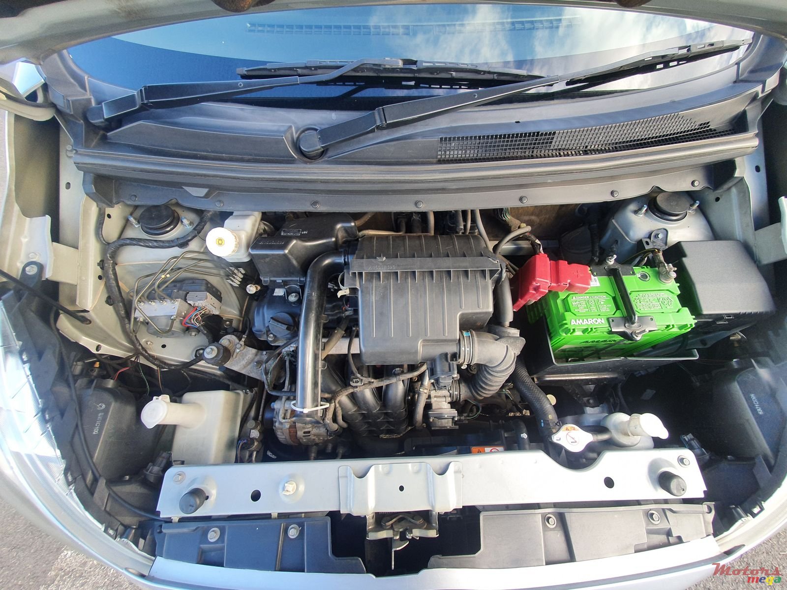 2014' Mitsubishi Mirage photo #4