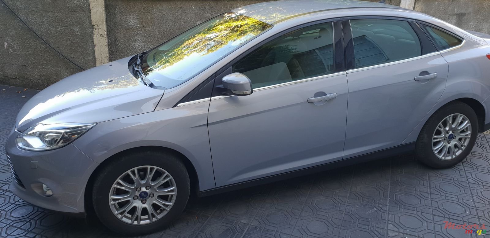 2012' Ford Focus photo #3