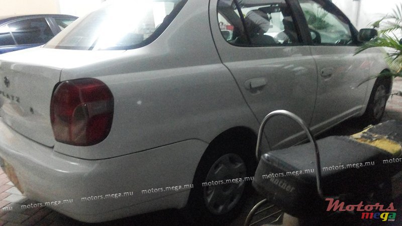 2002' Toyota plaz photo #1