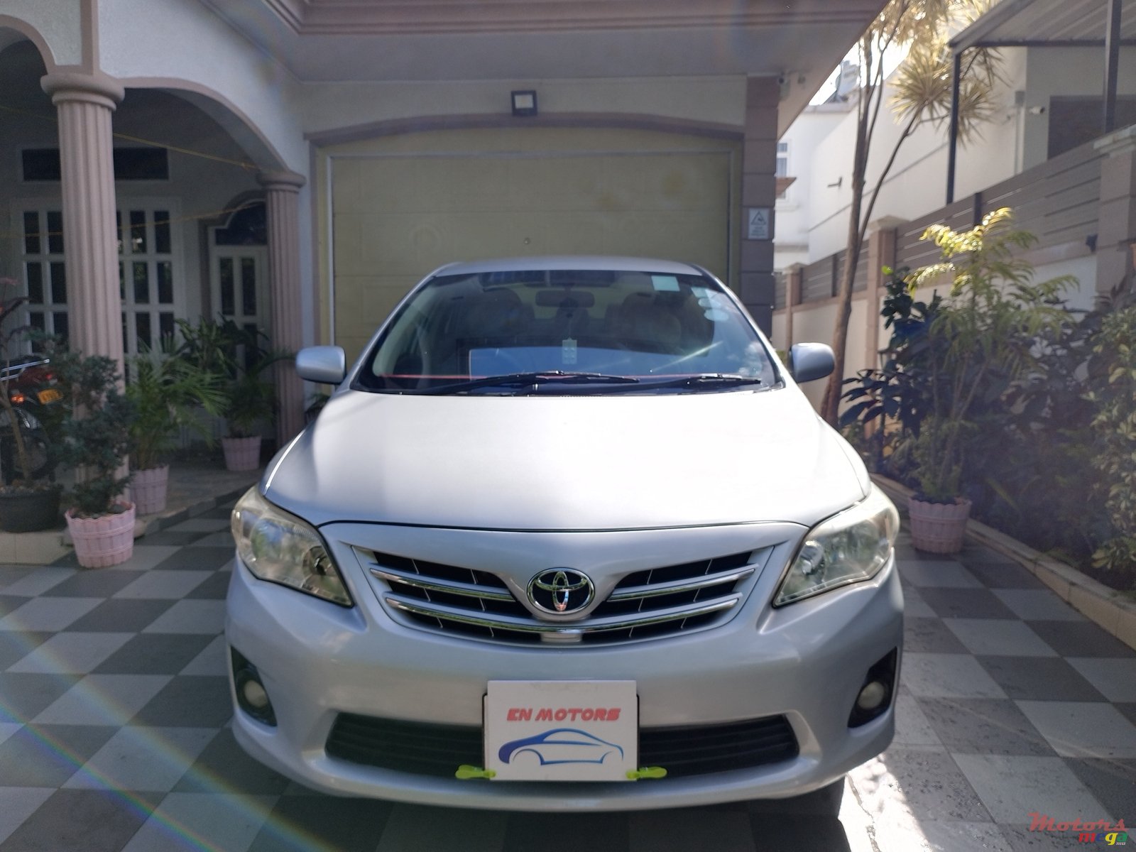 2013' Toyota Corolla photo #2