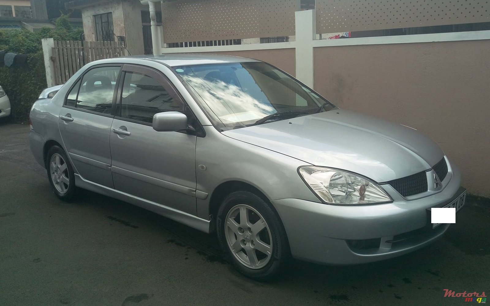 2008' Mitsubishi Lancer GLX photo #1
