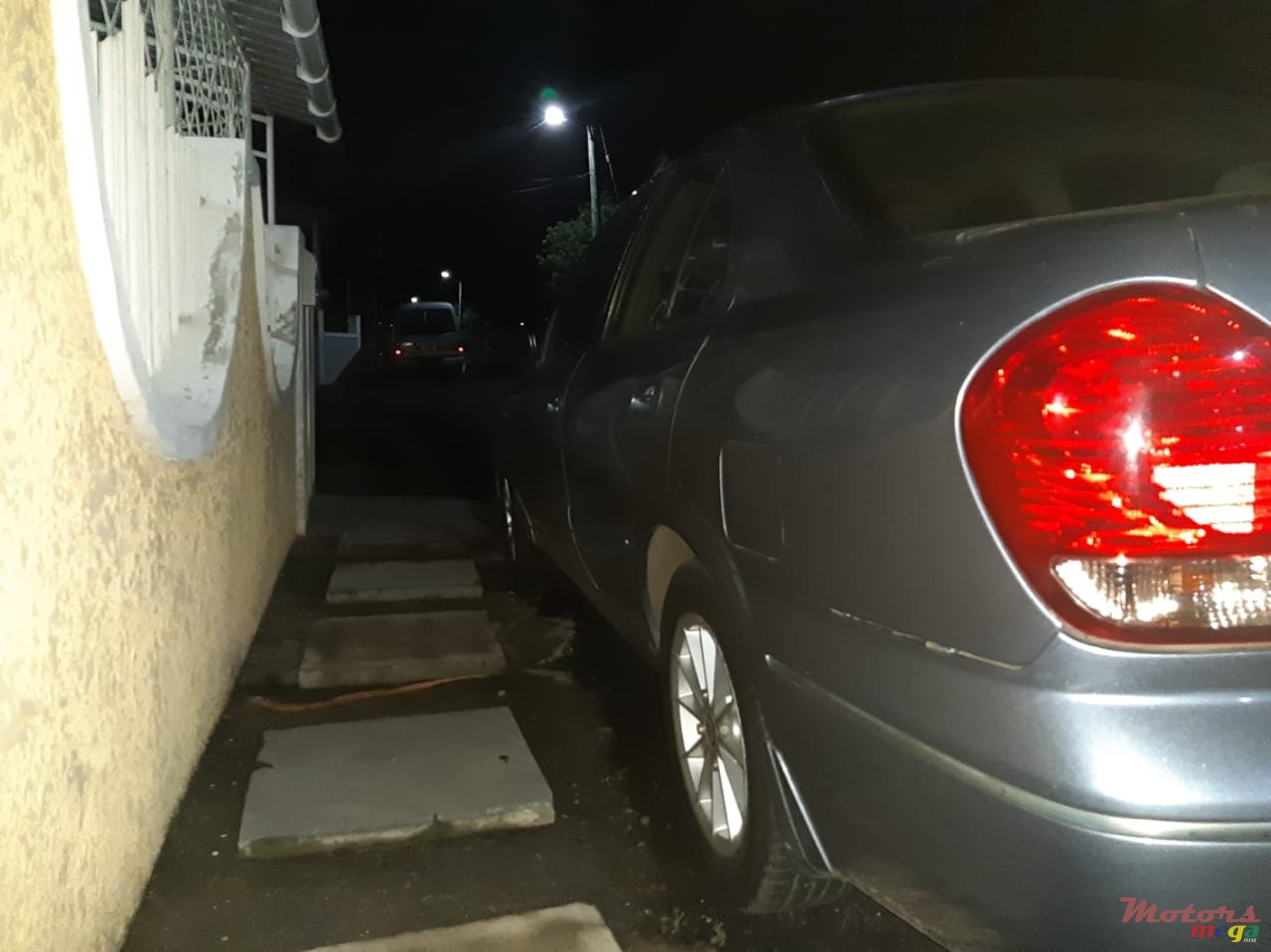 2004' Nissan Sunny VIP Full option photo #6