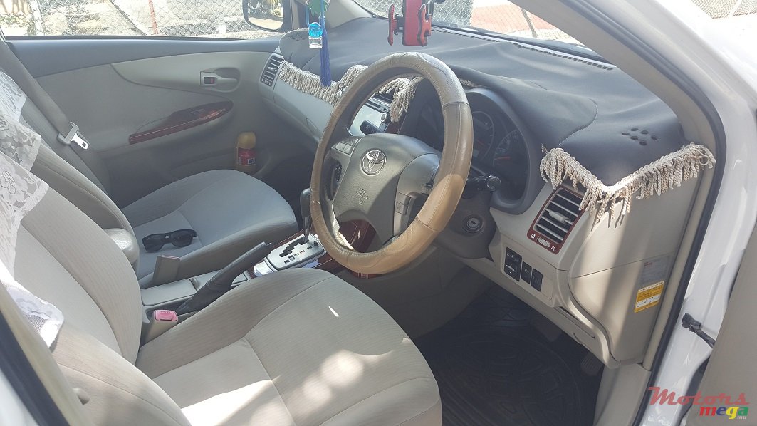 2007' Toyota Axio photo #3