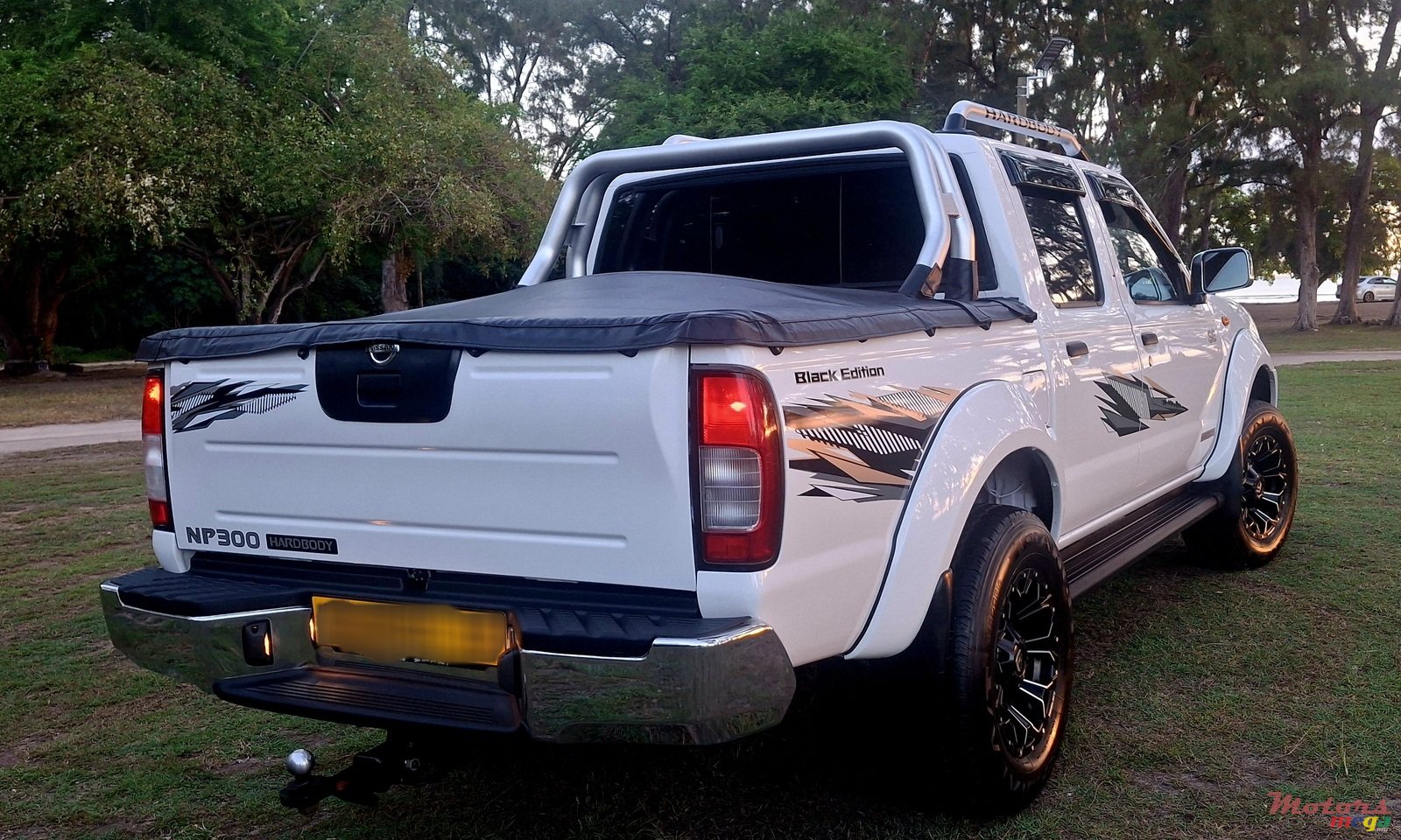 2018' Nissan photo #3