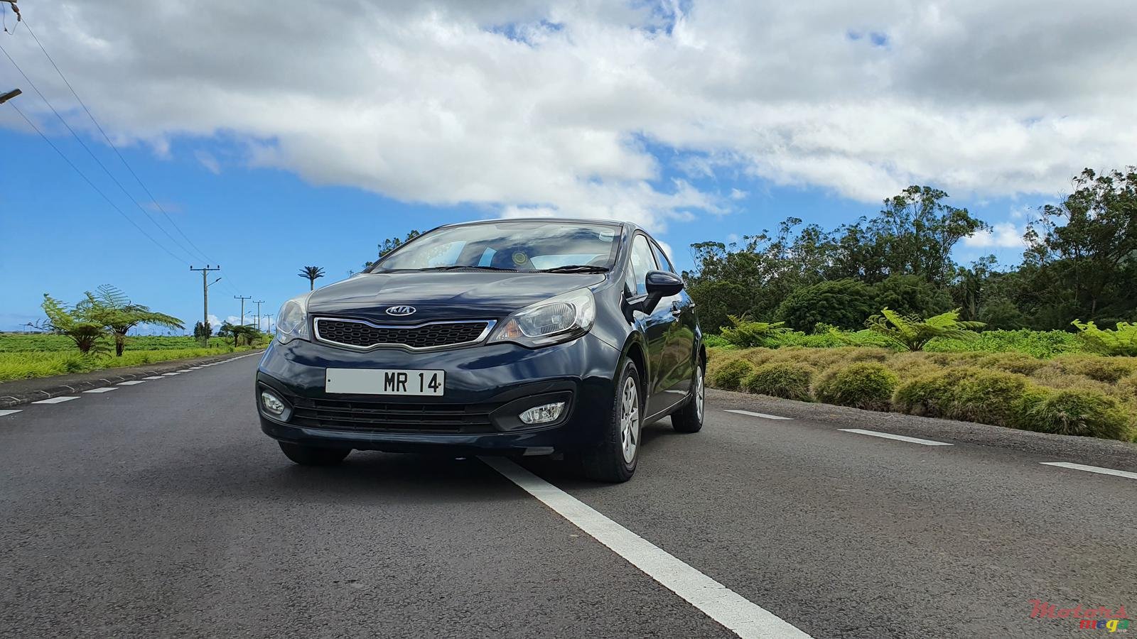2014' Kia Rio photo #2