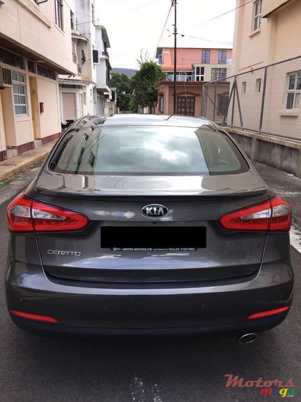 2013' Kia Cerato photo #12