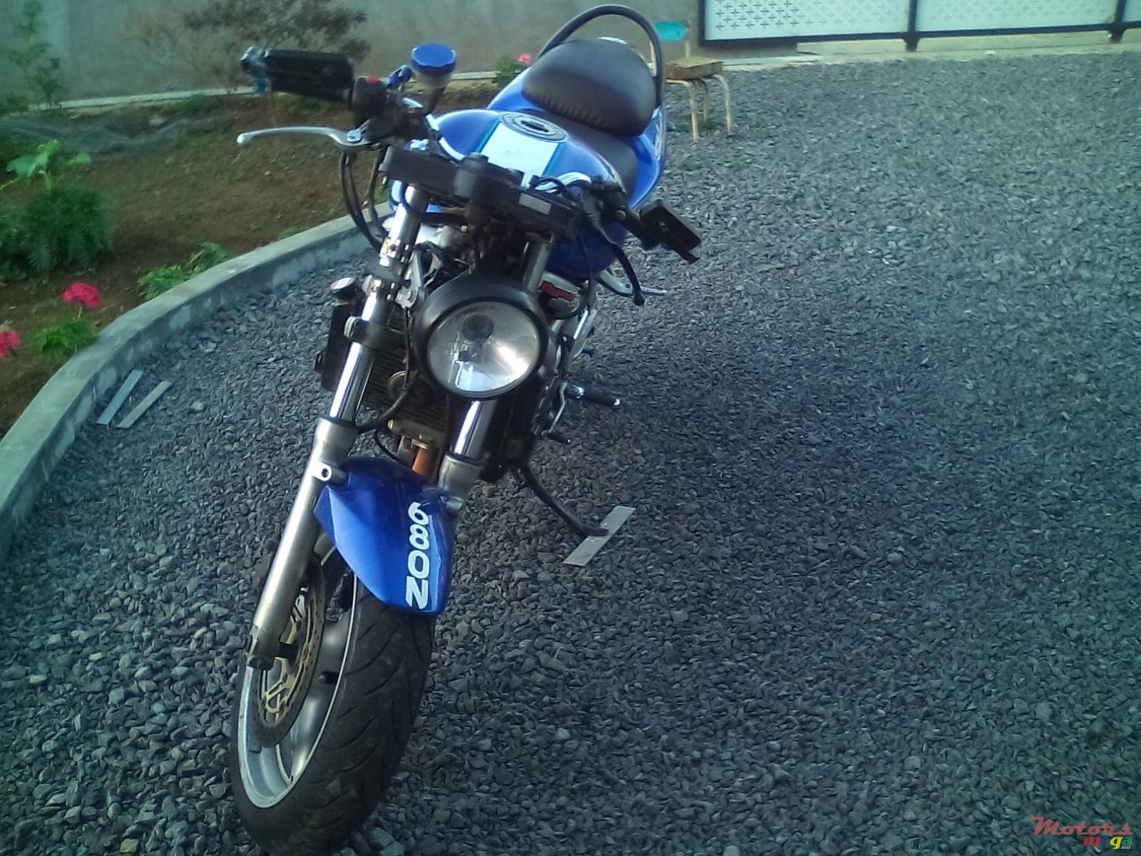 2002' Suzuki photo #3