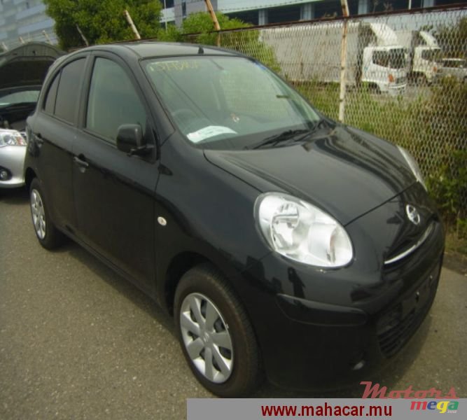 2012' Nissan March photo #1