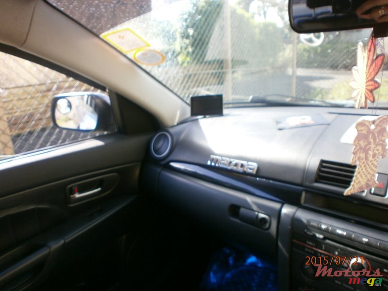 2004' Mazda 3 mazda photo #5