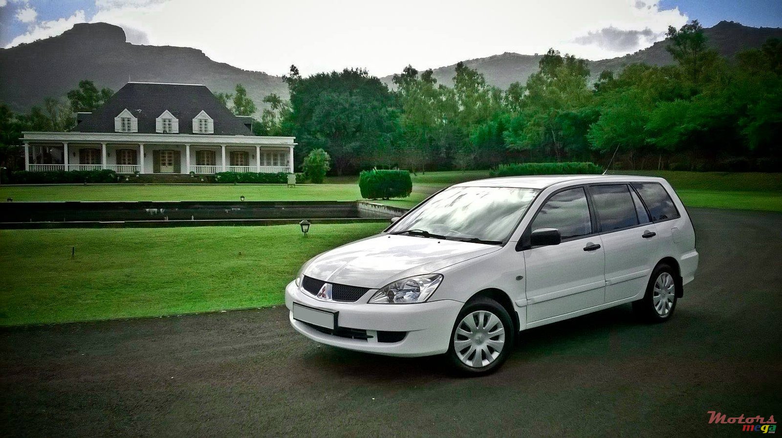 2006' Mitsubishi Lancer photo #1