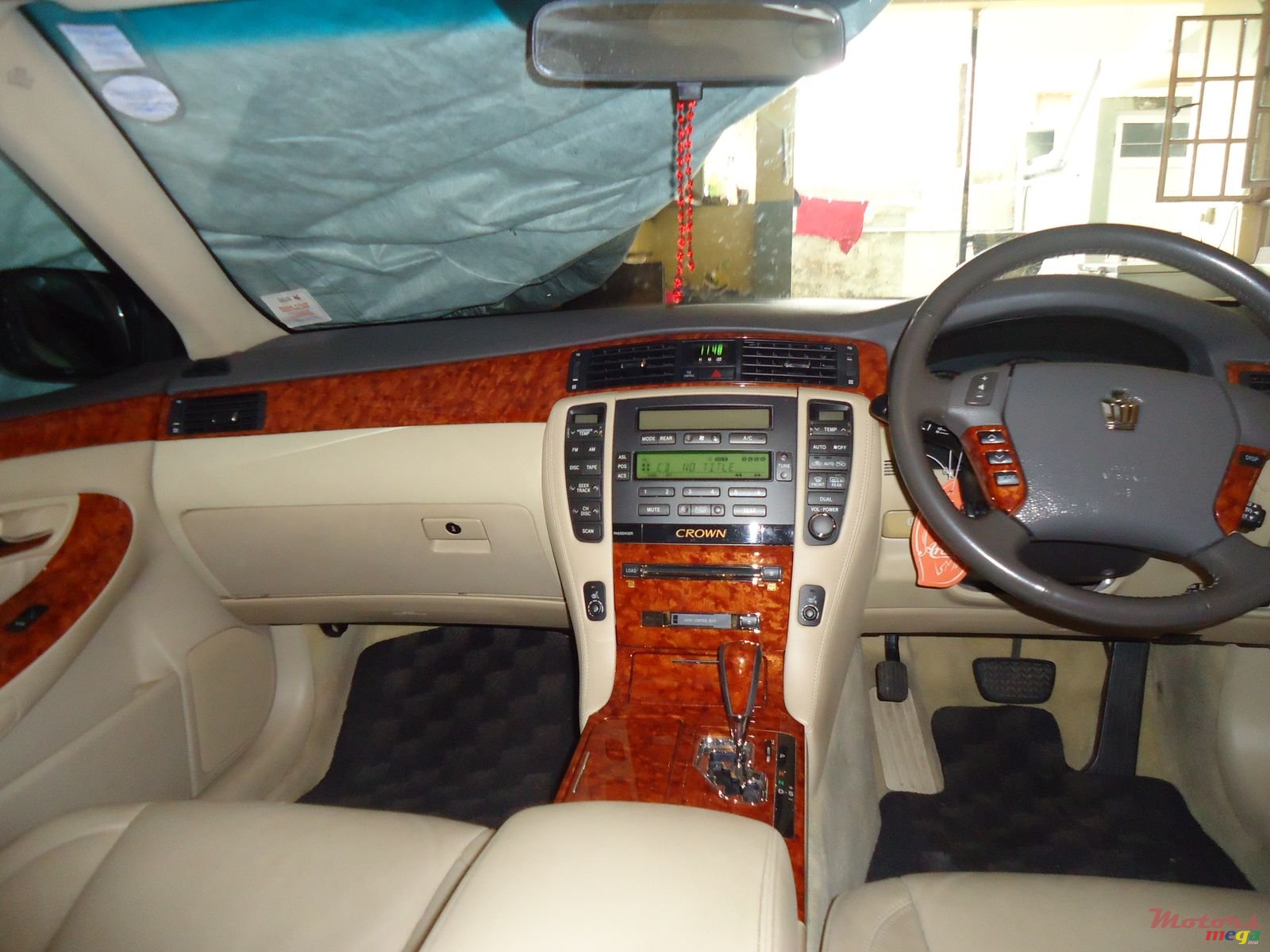 2007' Toyota Crown Athlete photo #6