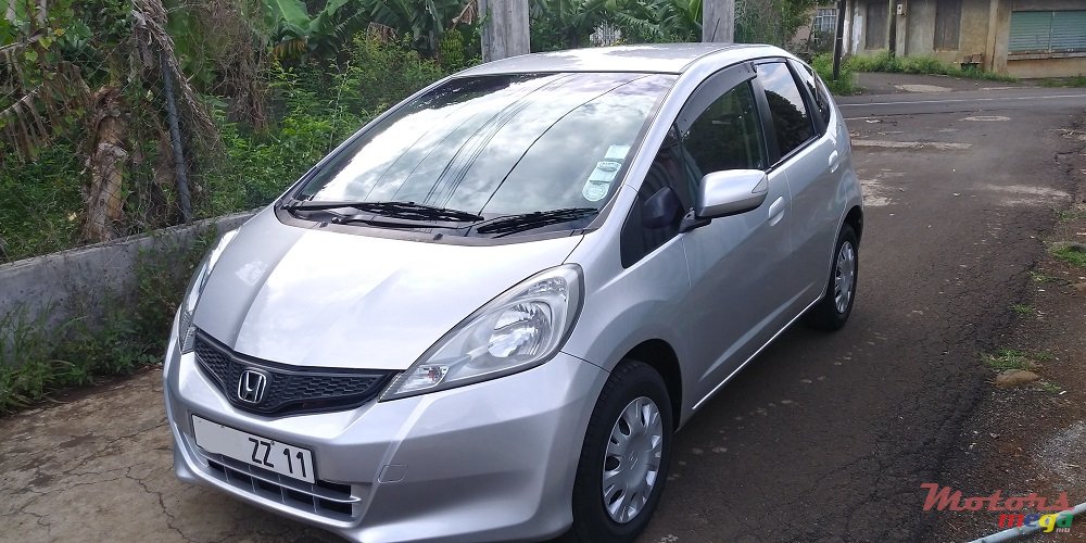 2011' Honda Fit 1.3 photo #1
