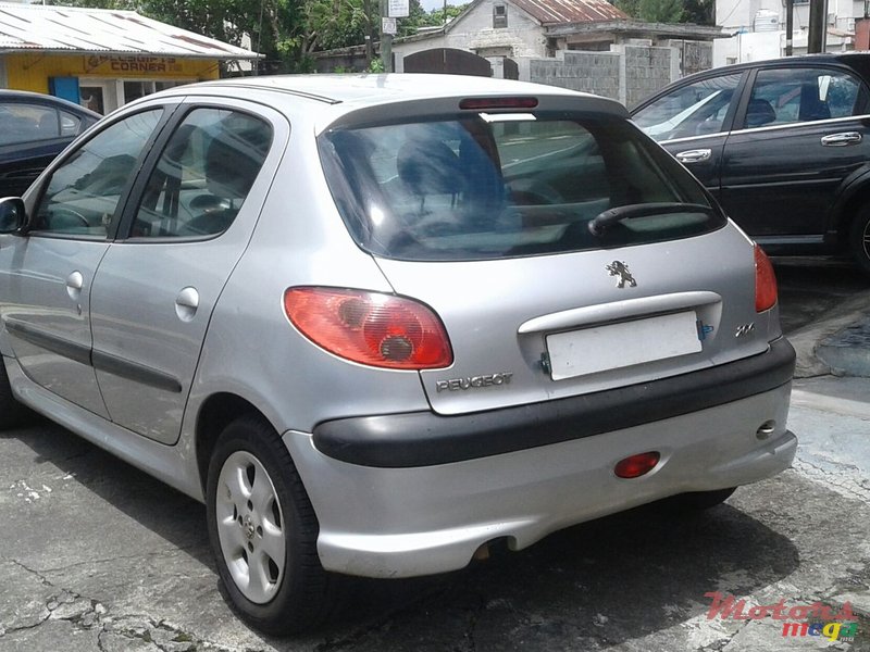 2004' Peugeot 206 photo #3