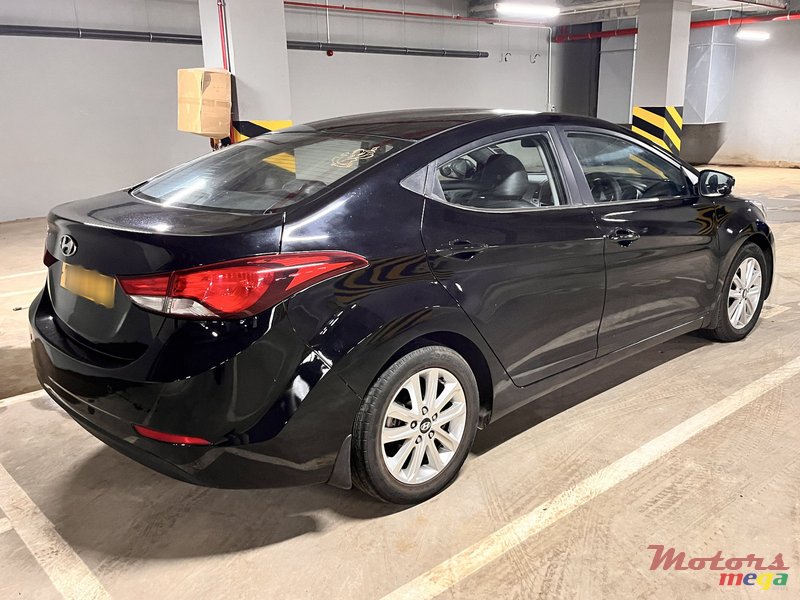 2014' Hyundai Elantra Elite photo #3