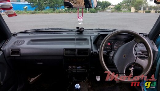 1991' Daihatsu Charade photo #1