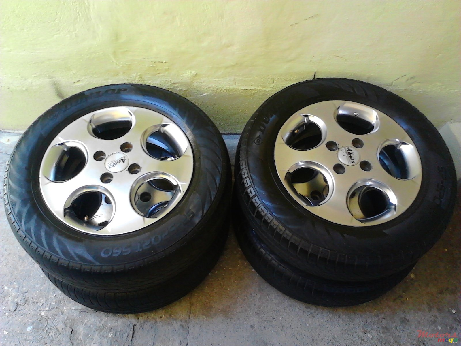 2005' Toyota photo #1