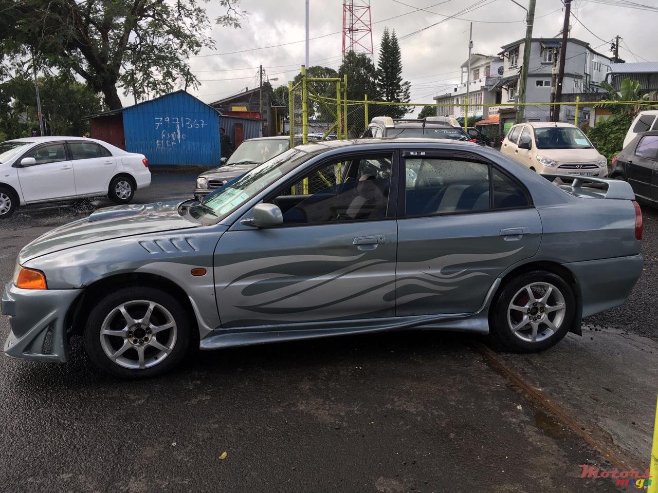 2000' Mitsubishi Lancer photo #4