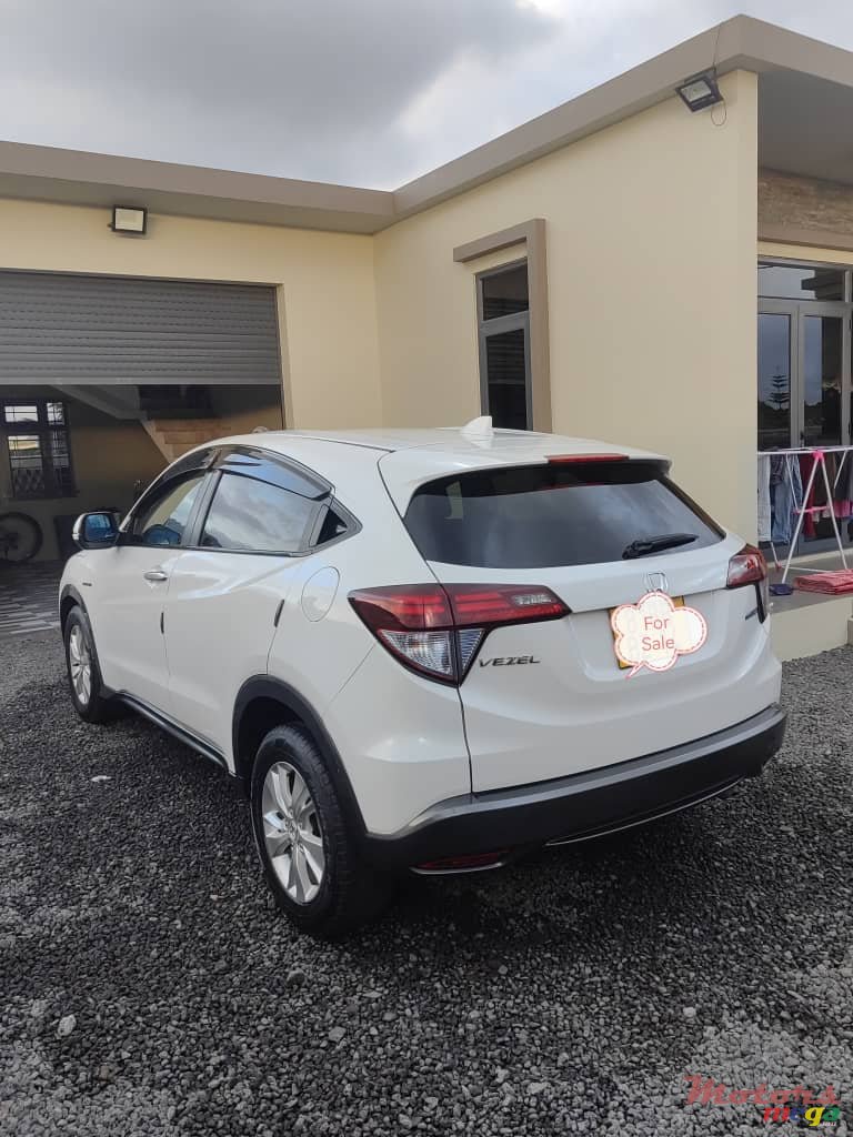 2014' Honda HR-V Vezel photo #1