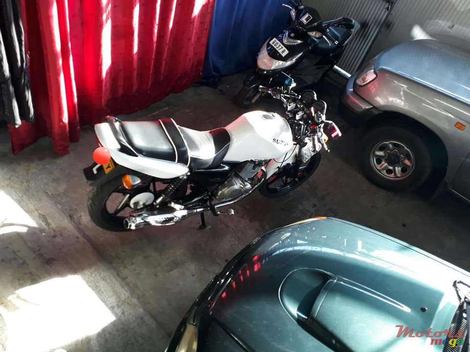 2013' Suzuki photo #6