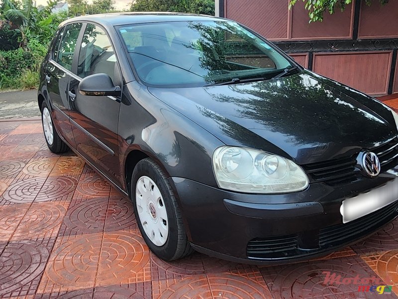 2008' Volkswagen Golf V photo #3