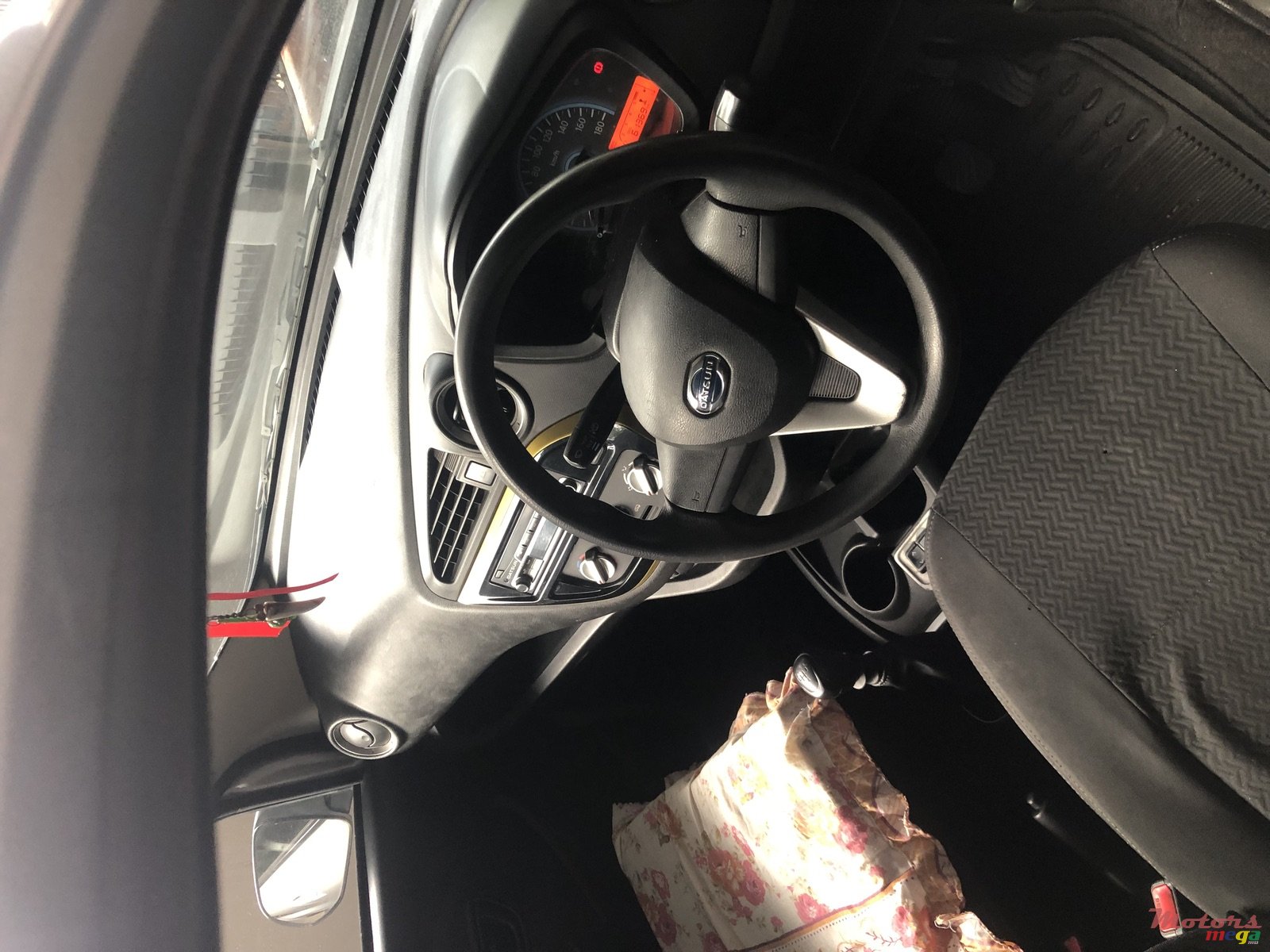 2019' Datsun Datsun Go photo #4