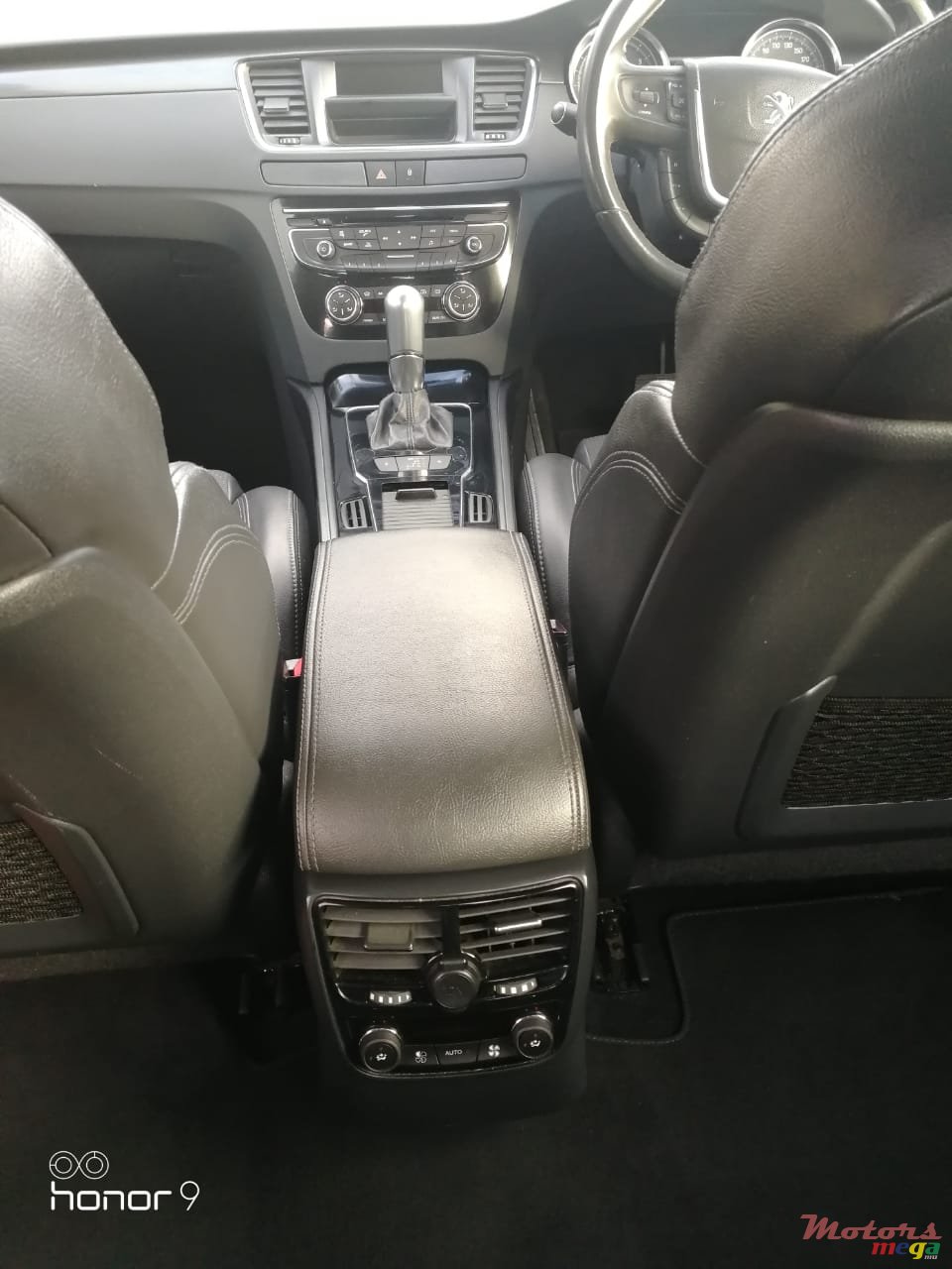 2012' Peugeot 508 photo #3