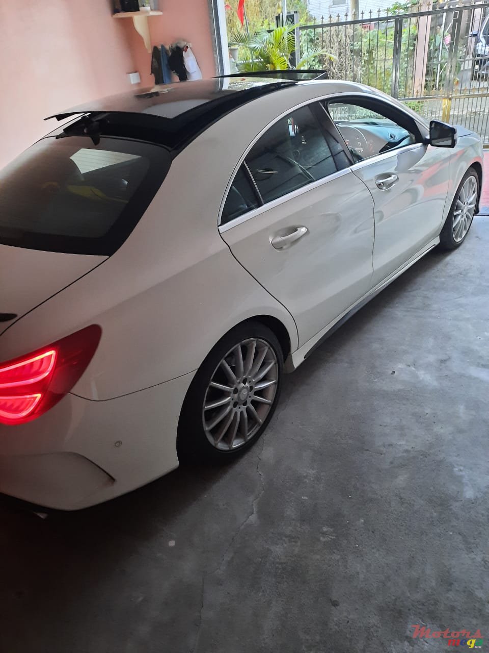 2014' Mercedes-Benz 200 Full AMG PACK photo #3