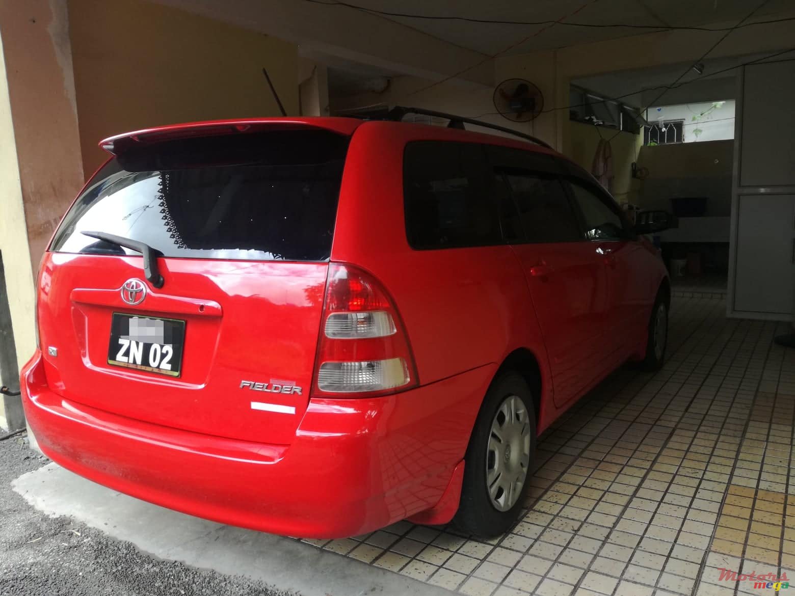 2002' Toyota Fielder photo #1