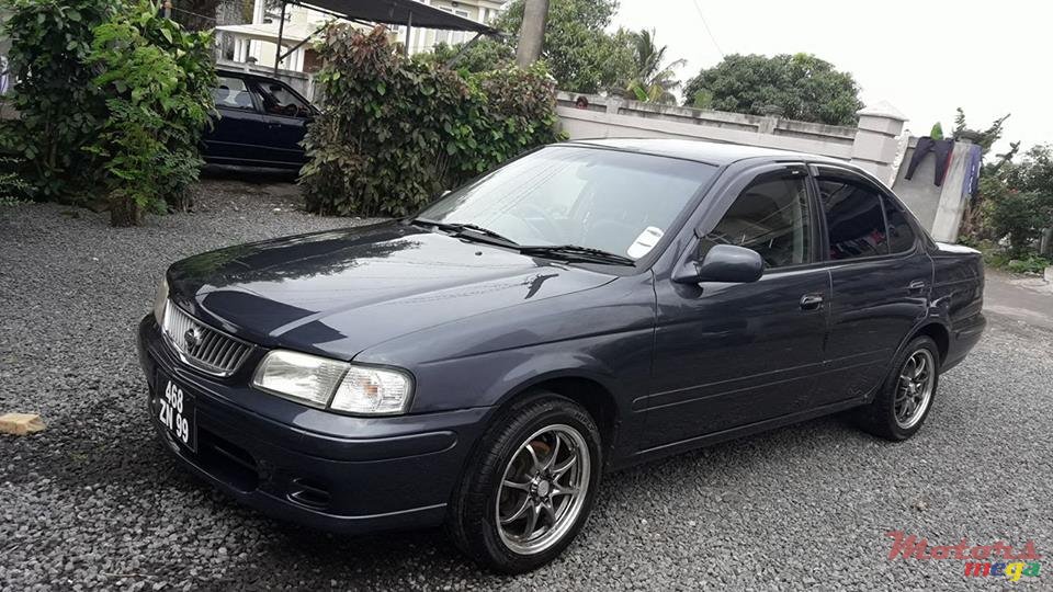 1999' Nissan Sunny photo #1