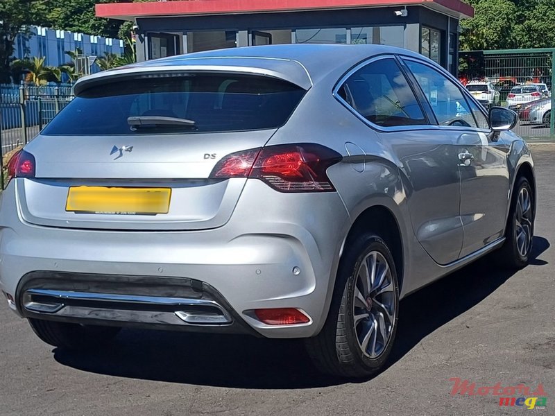 2016' Citroen DS4 photo #4