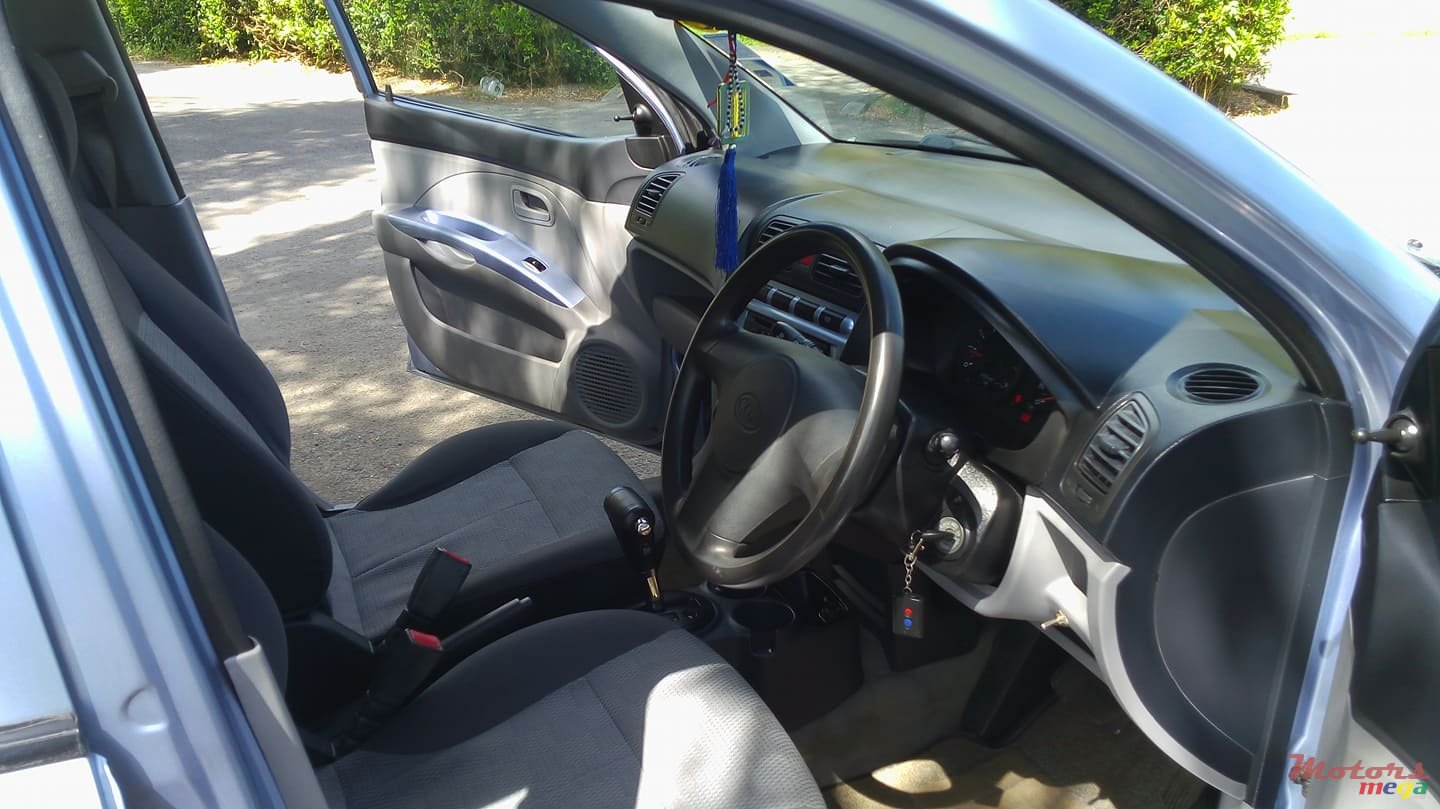 2005' Kia Picanto photo #4